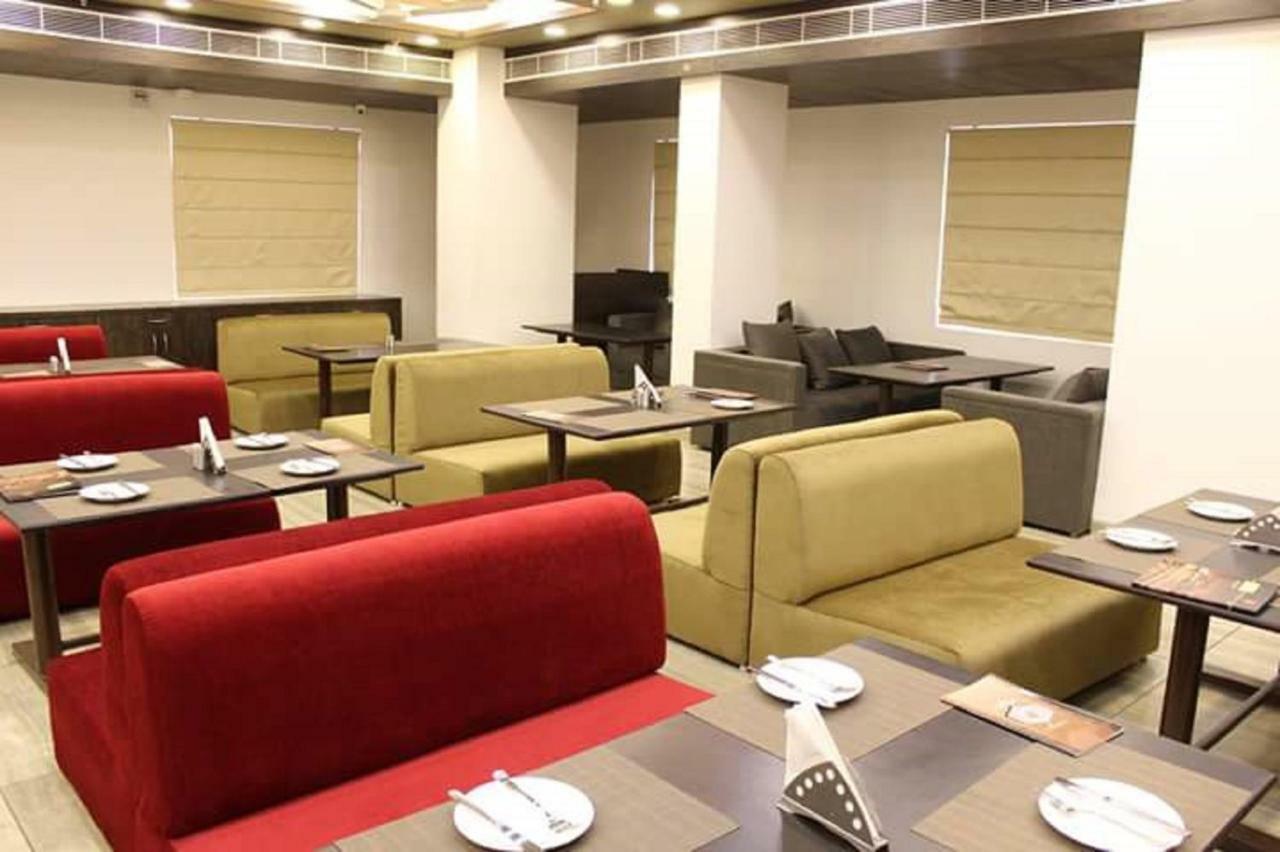 Rg Hotel